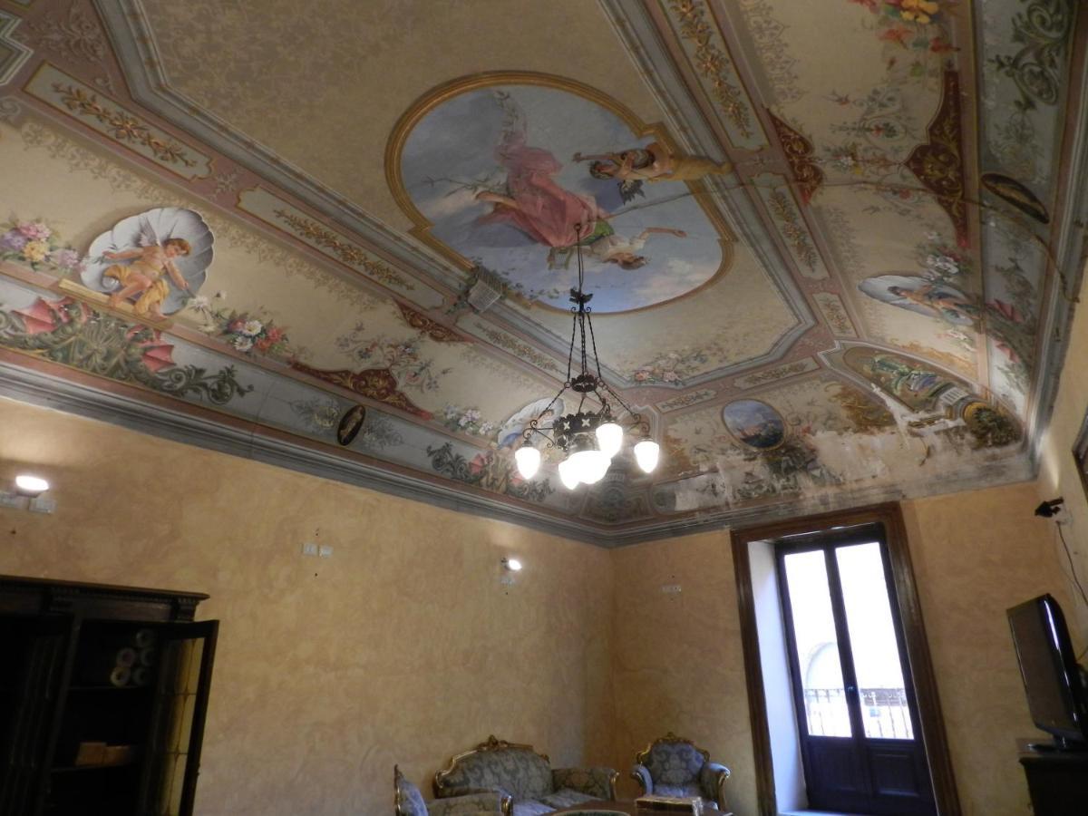 Antico Palazzo Affitti Brevi Bed and Breakfast Piazza Armerina Eksteriør billede